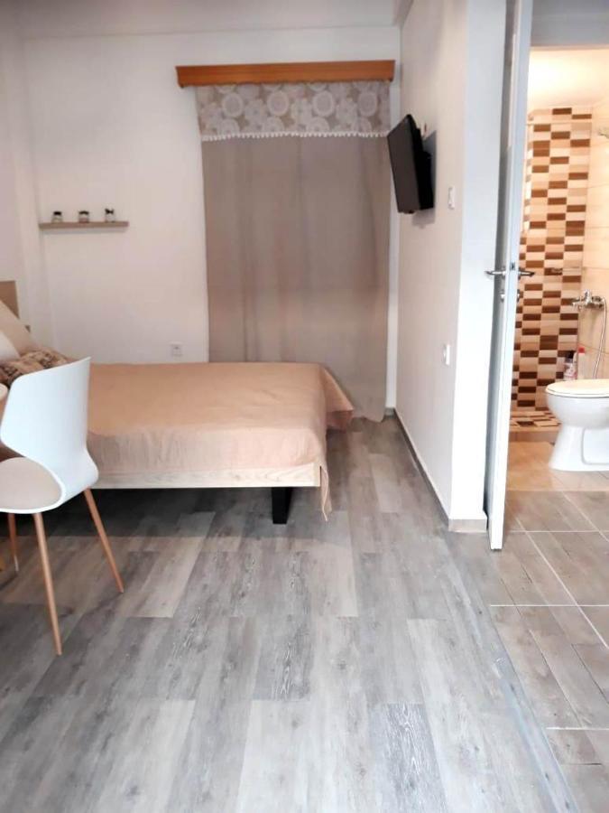 Fully Renovated Small & Cosy Studio Atina Dış mekan fotoğraf